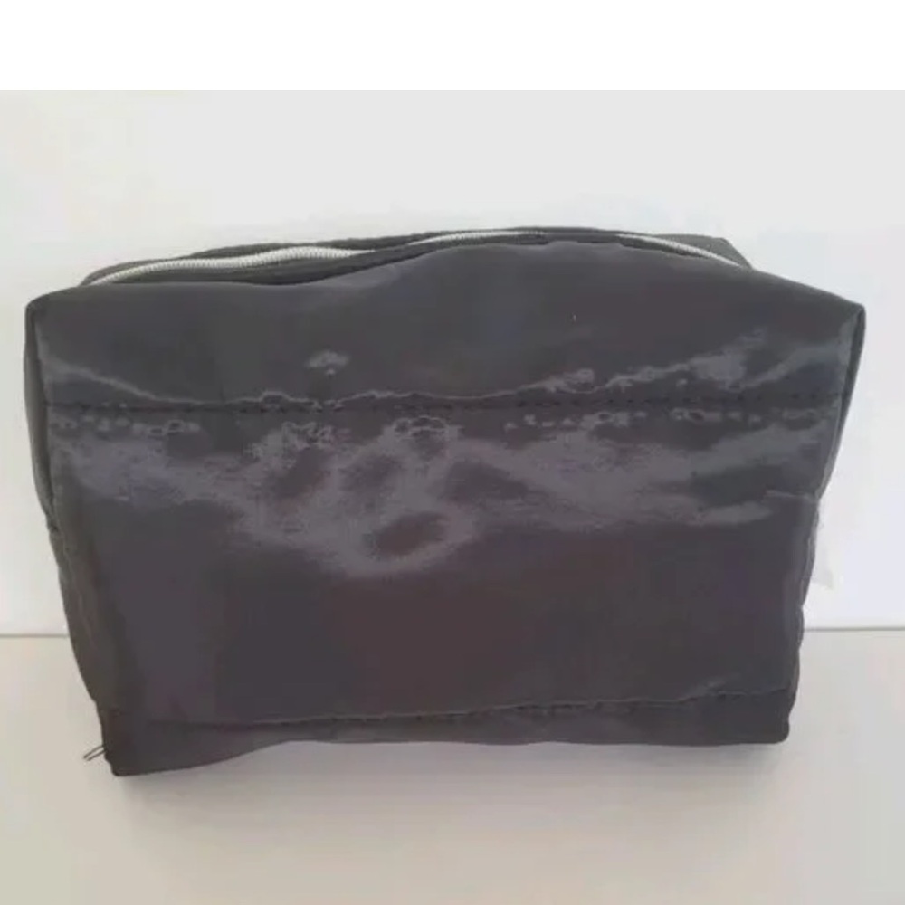 Dolce & Gabbana Black Beauty Bag - Picture 3 of 5